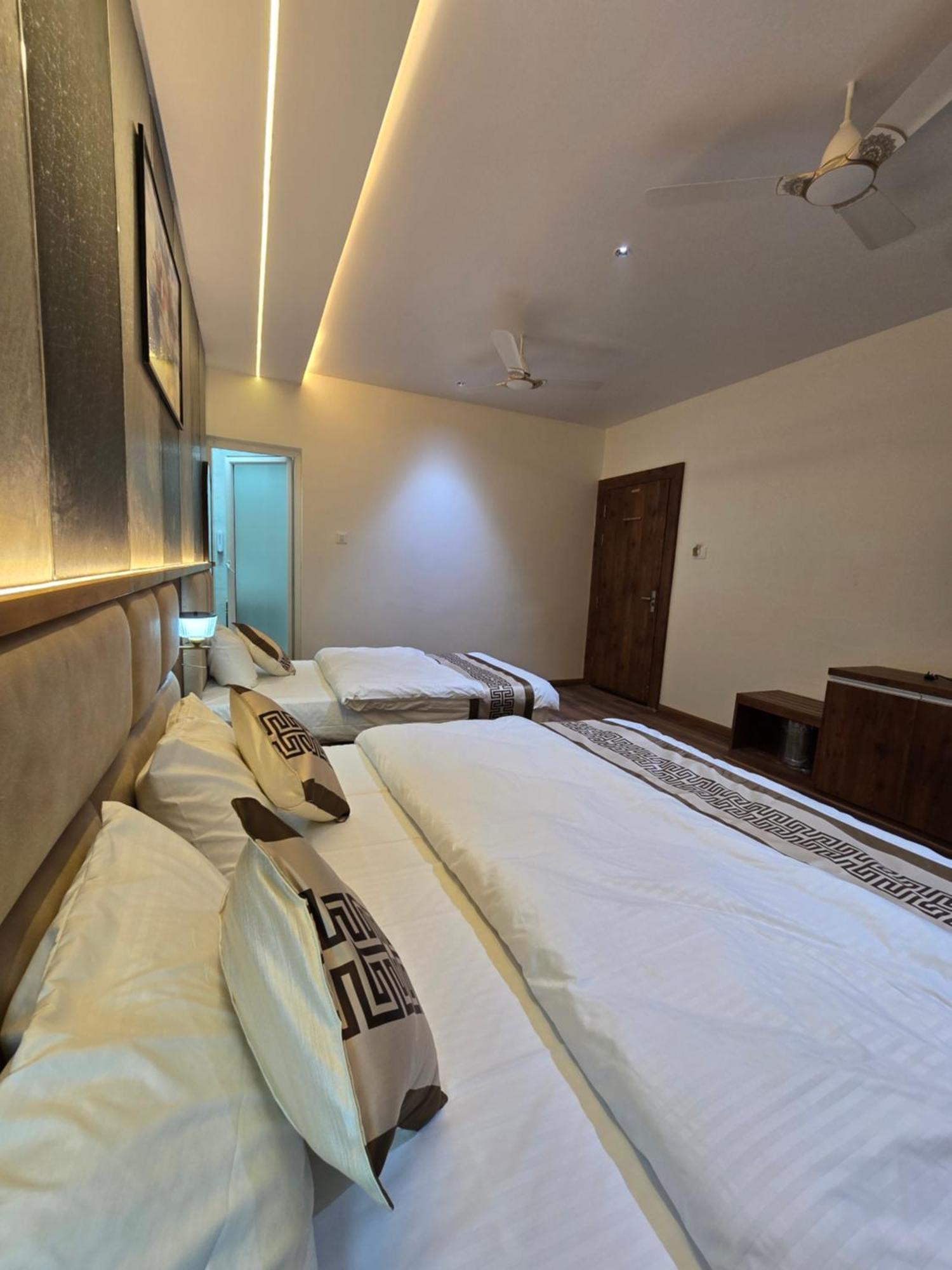 Hotel Fortune Ayodhya 外观 照片