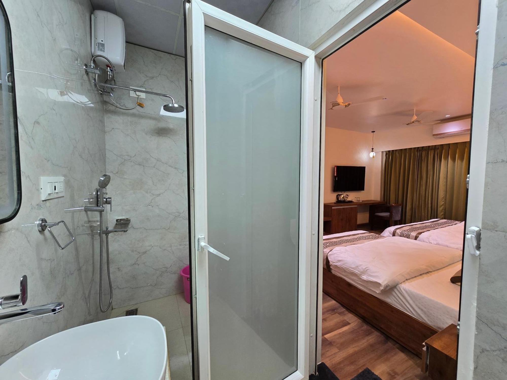 Hotel Fortune Ayodhya 外观 照片