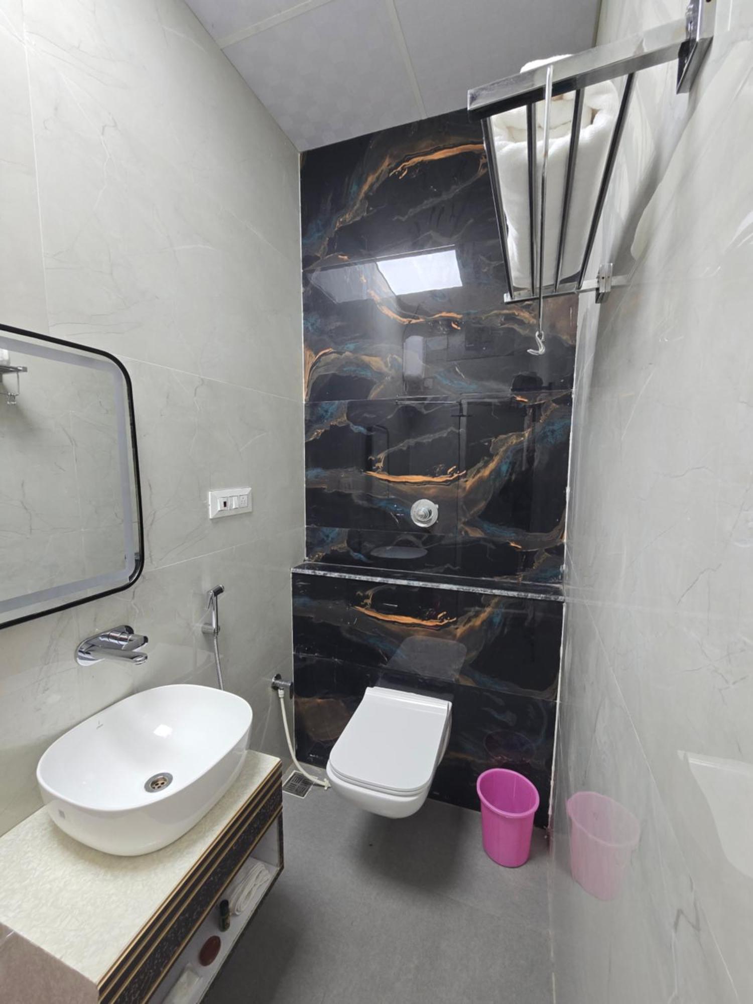 Hotel Fortune Ayodhya 外观 照片