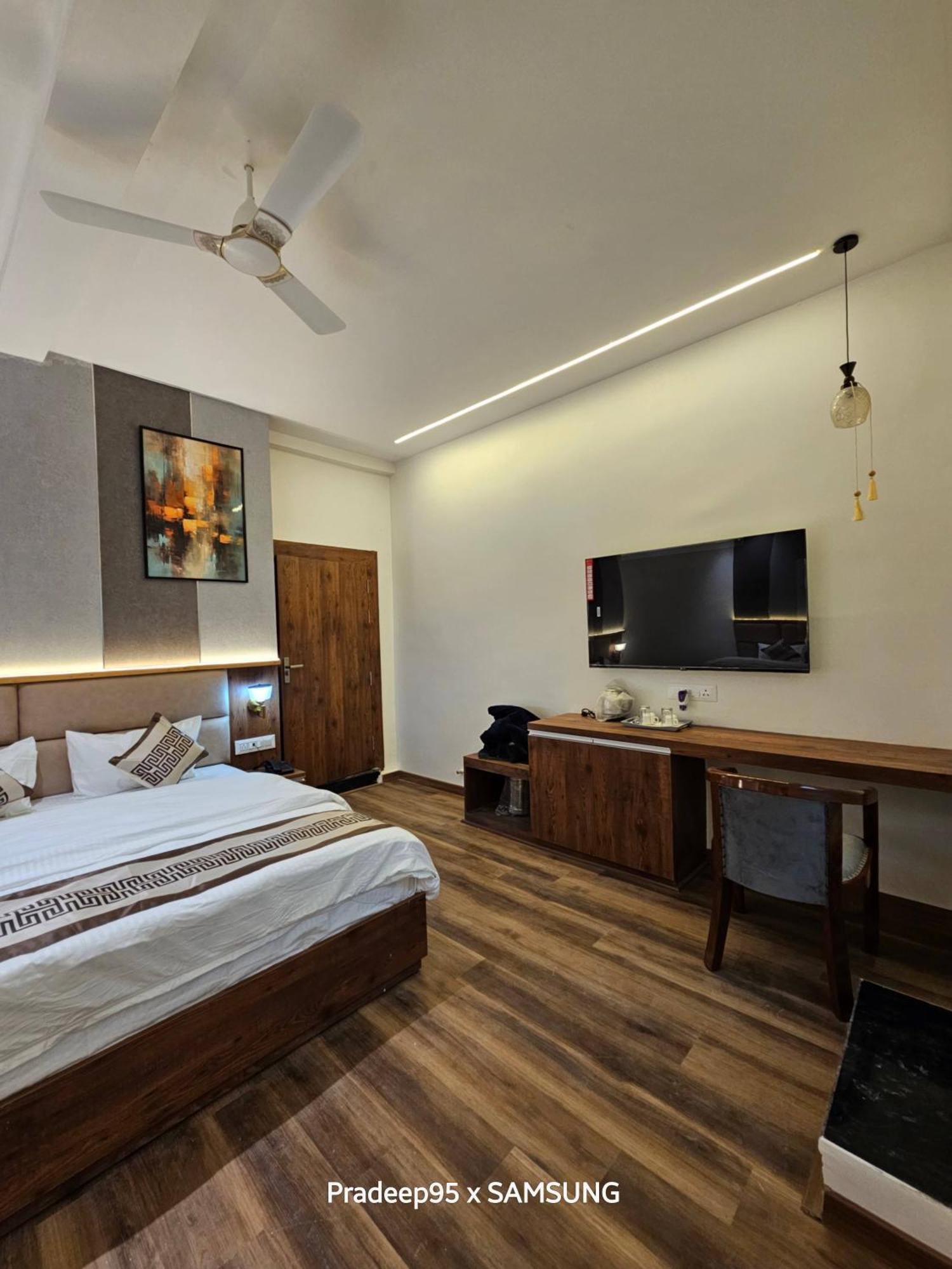 Hotel Fortune Ayodhya 外观 照片
